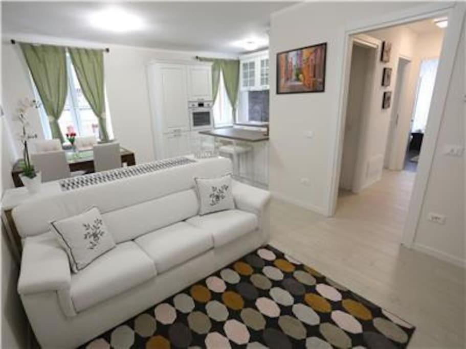 Casa Magenta Apartment 2 Валеджо-суль-Мінчо Екстер'єр фото