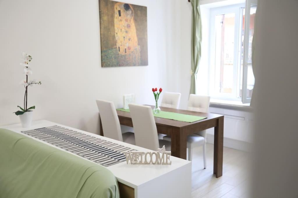 Casa Magenta Apartment 2 Валеджо-суль-Мінчо Екстер'єр фото